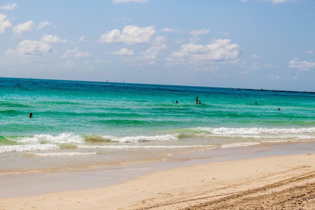 Two Bedroom Two Bath Apartment 2 Block To Beach Miami Beach Eksteriør billede